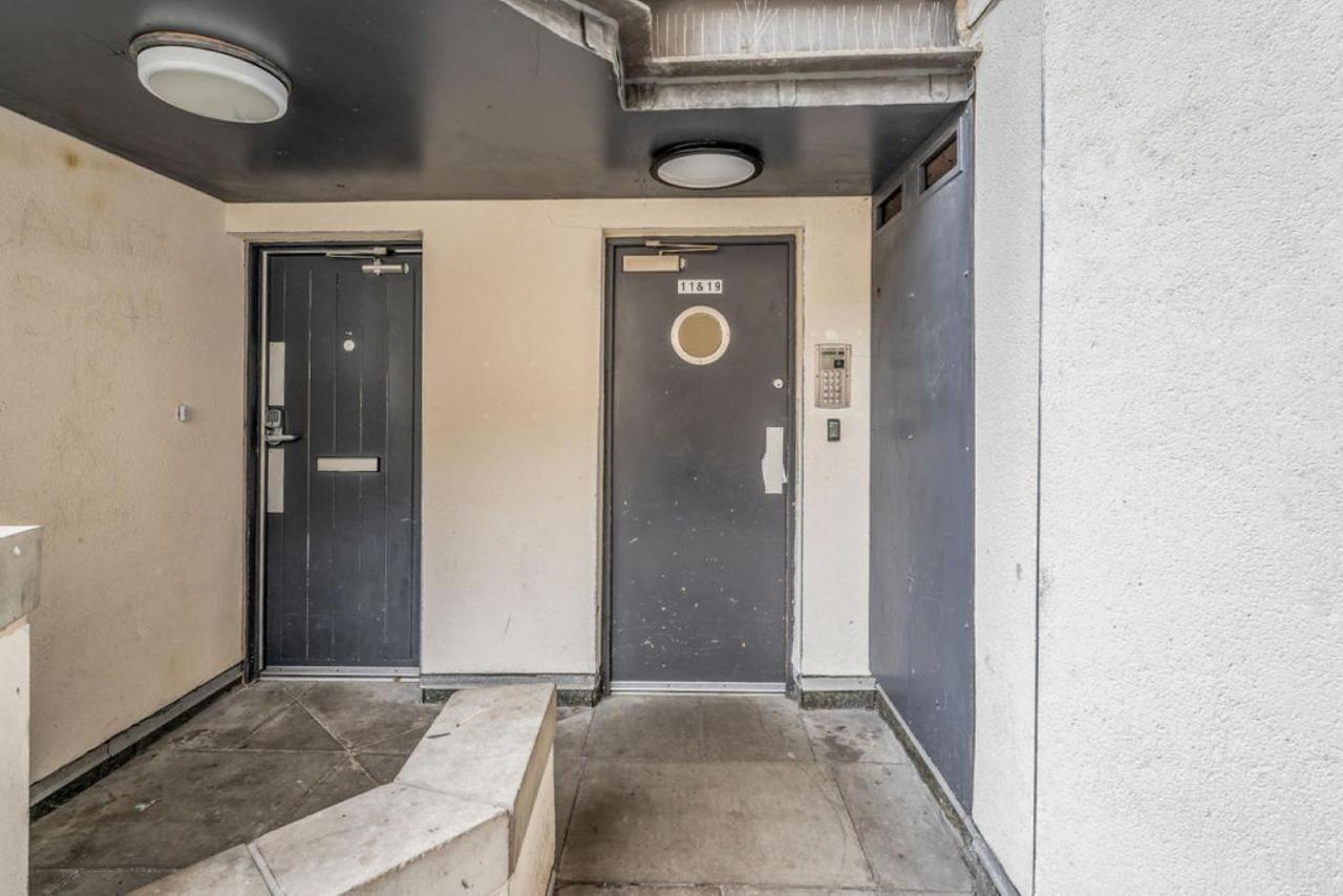 Appartement Heart Of Edinburgh's Old Town - Modern 2 Bedroom & Lift - Old Fishmarket Close.